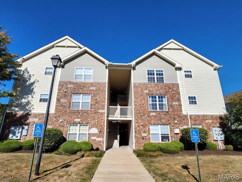 1231 Piedmont Cir, Saint Peters, MO, 63304-5605 | Card Image
