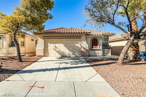 8468 Regal Hills Ct, Las Vegas, NV, 89117-9174 | Card Image