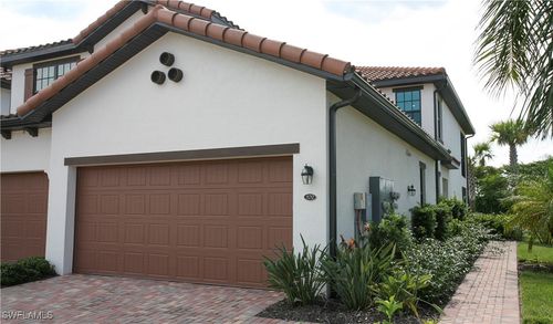 12035 Hawthorn Lake Dr, FORT MYERS, FL, 33913-9435 | Card Image