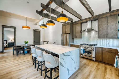 1864-0117 Lake Ridge Cir, KEYSTONE, CO, 80435 | Card Image