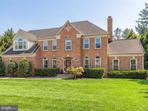 7243 Windsor Ct, WARRENTON, VA, 20186-8723 | Card Image