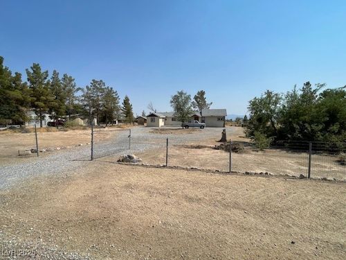 2151 W Simkins Rd, Pahrump, NV, 89060-2361 | Card Image