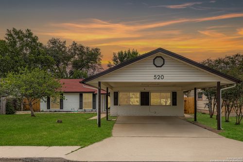 520 Marilyn Dr, Schertz, TX, 78154-1651 | Card Image