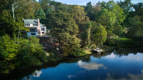 136 Lyons Plain Rd, Weston, CT, 06883-3021 | Card Image