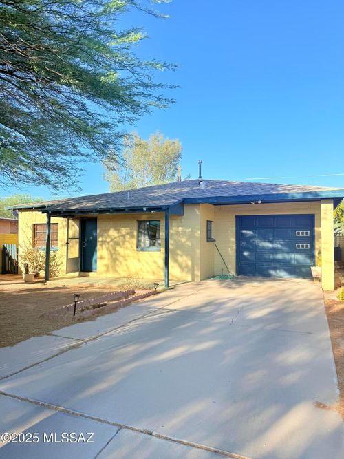 2926 N Mitch Dr, Tucson, AZ, 85719-2535 | Card Image