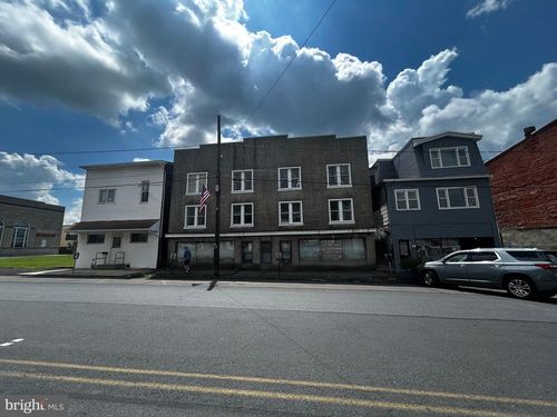 16 N Lehigh Ave, FRACKVILLE, PA, 17931-1431 | Card Image