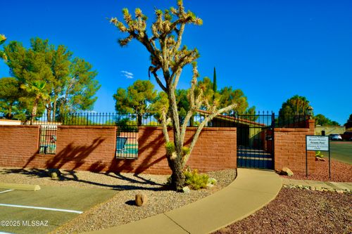 130 W Calle Del Ano, Green Valley, AZ, 85614-1977 | Card Image