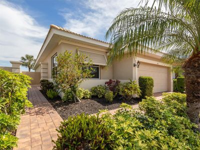 106 Mestre Place, House other with 2 bedrooms, 2 bathrooms and null parking in North Venice FL | Image 3