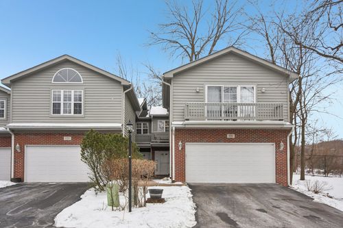 131 Willow Creek Ln, Willow Springs, IL, 60480-1278 | Card Image