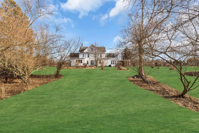 View of yard | Image 4