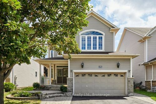 48 Hawstead Cres, Whitby, ON, L1M2M4 | Card Image