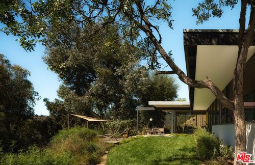 1531 N Tigertail Rd, Los Angeles, CA, 90049 | Card Image