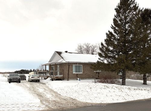 3948 Drouin Rd, Hammond, ON, K0A2A0 | Card Image