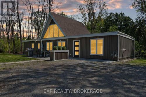 8546 County Road, Napanee, ON, K7R | Card Image