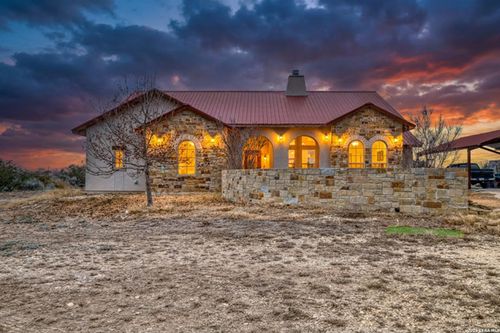 241 Marsh Ln, Uvalde, TX, 78801-6411 | Card Image