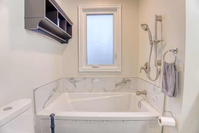 40 Blue Heron Crt, House other with 4 bedrooms, 4 bathrooms and 9 parking in Rockcliffe ON | Image 24