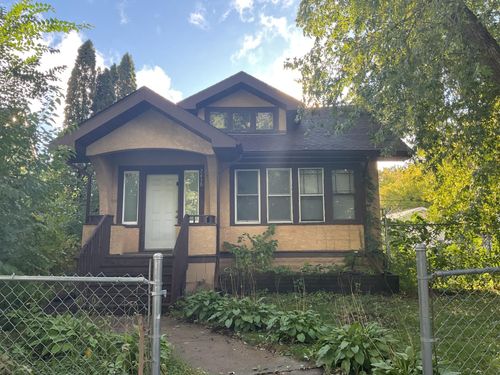 2430 Logan Ave N, Minneapolis, MN, 55411-1940 | Card Image