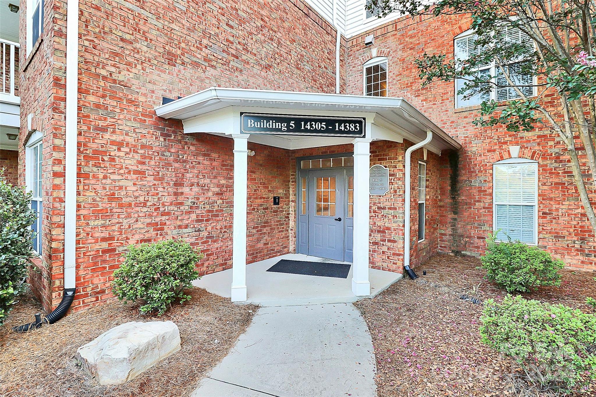 San Paolo Ln, Charlotte, NC 28277