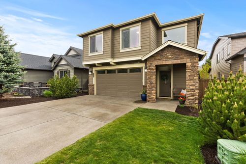 61108 Ambassador Dr, Bend, OR, 97702-0102 | Card Image