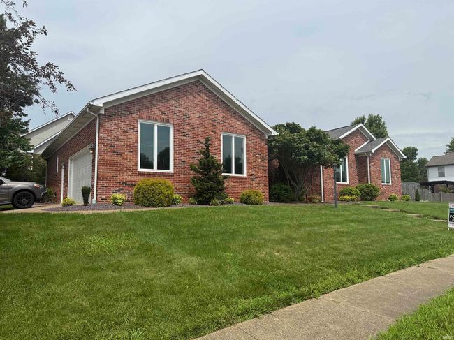 5844 Flagstone Dr, House other with 4 bedrooms, 3 bathrooms and null parking in Evansville IN | Image 7