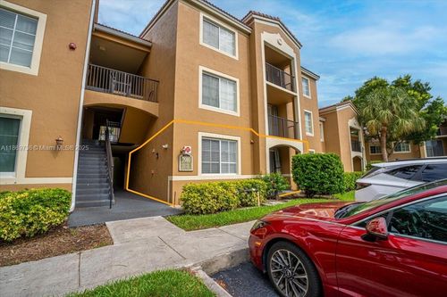 apt-105-7910 N Nob Hill Rd, Tamarac, FL, 33321-7418 | Card Image