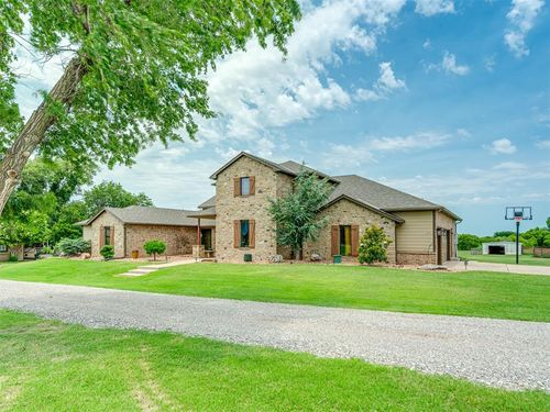 8615 Reno E, El Reno, OK, 73036-9605 | Card Image