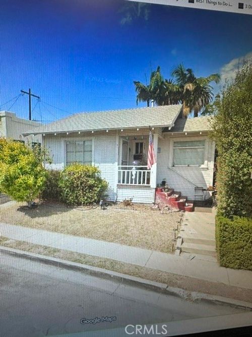 329 Eliot Ln, Long Beach, CA, 90814-3118 | Card Image