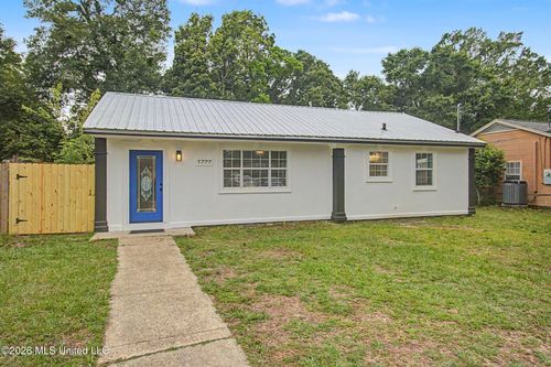 1777 Vaughn St, Biloxi, MS, 39531-3321 | Card Image
