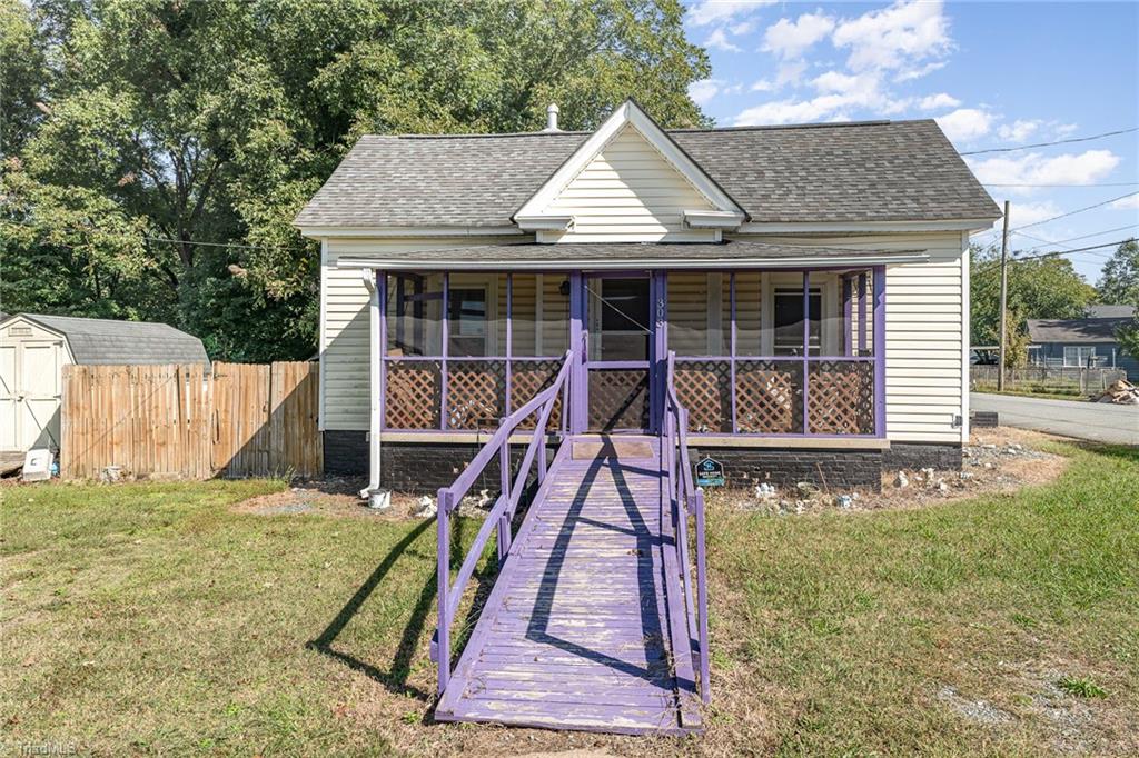 Elmira St, Burlington, NC 27217