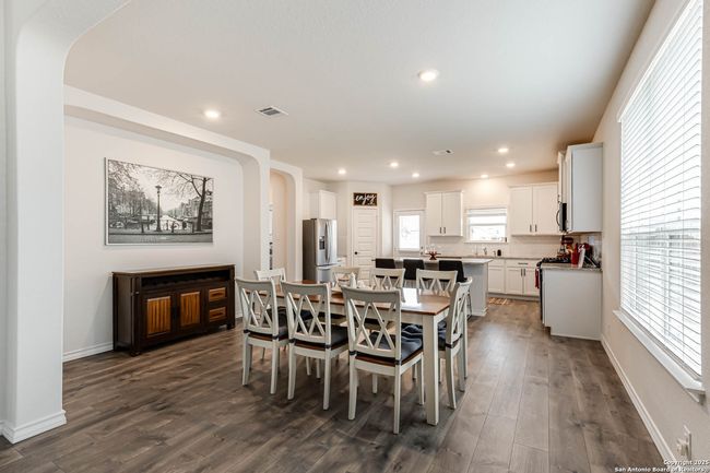 525 Amber Crk, House other with 3 bedrooms, 2 bathrooms and null parking in Cibolo TX | Image 12