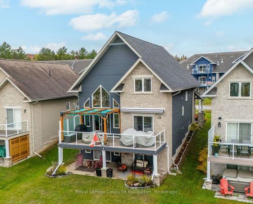 9 Webb Close, Haliburton, ON, K0M1S0 | Card Image