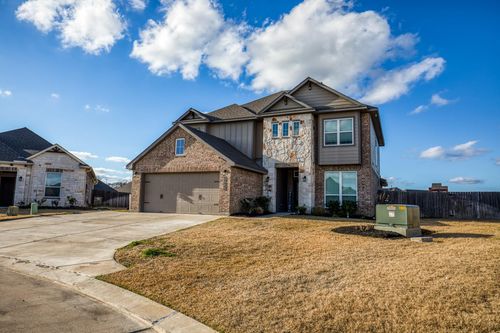 2004 Vineyard Pass, Brenham, TX, 77833-2087 | Card Image