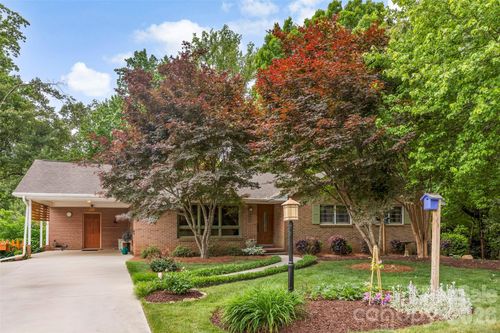 112 Amity Cir, Belmont, NC, 28012-9574 | Card Image