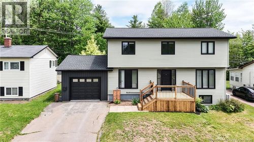 296 Buckingham Ave, Riverview, NB, E1B2P2 | Card Image