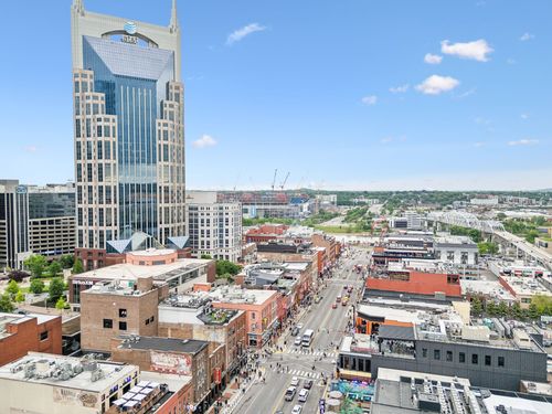 unit-2911-1616 W End Ave, Nashville, TN, 37203-6069 | Card Image