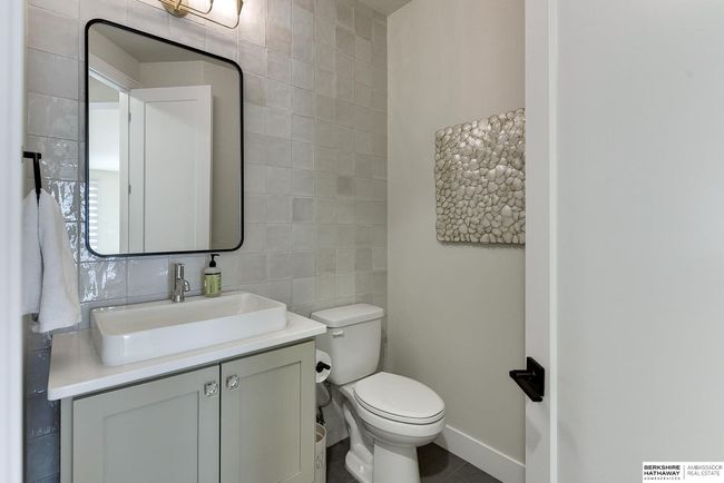 21209 B St, House other with 6 bedrooms, 5 bathrooms and 3 parking in Elkhorn NE | Image 17