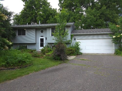 2155 11th St, White Bear Lake, MN, 55110-2642 | Card Image