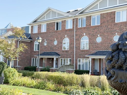 107-18 Clark Ave W, Thornhill, ON, L4J8H1 | Card Image