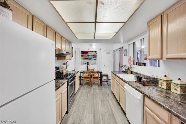 4232 Park Ct, Townhouse with 2 bedrooms, 3 bathrooms and null parking in Las Vegas NV | Image 16