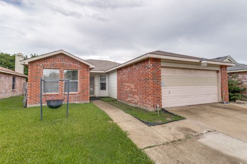 222 Idlewyld Dr, Mesquite, TX, 75149-3545 | Card Image