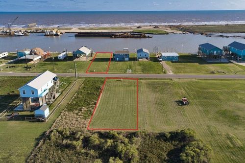 0 Pr 675, Sargent, TX, 77414 | Card Image