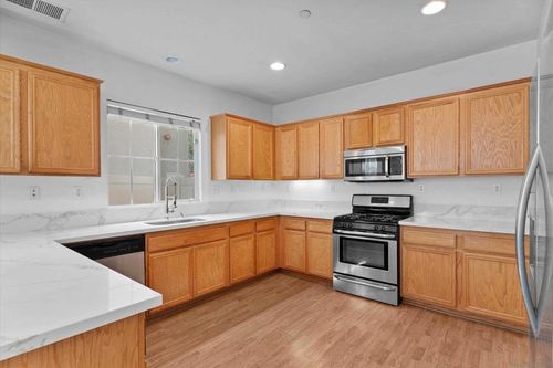 4437 Leonard Ct, Riverside, CA, 92501-1782 | Card Image