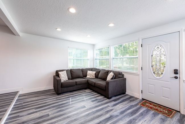 903 S Riverside Dr, House other with 2 bedrooms, 2 bathrooms and null parking in STEINHATCHEE FL | Image 5