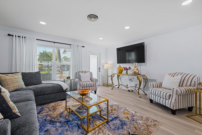 1741 Nw 39 Th St, House other with 3 bedrooms, 2 bathrooms and null parking in Oakland Park FL | Image 6