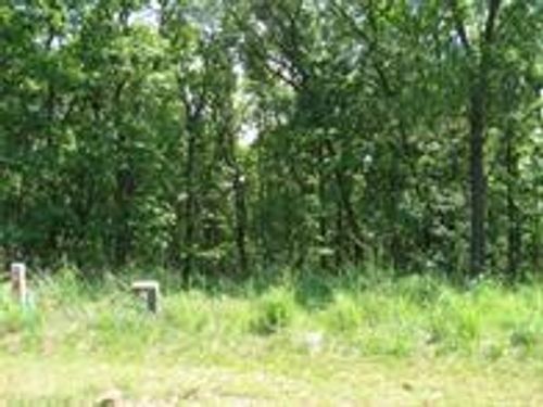 4337 Heritage Dr, Eau Claire, WI, 54703-4134 | Card Image