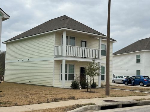 6967 Halter Loop, College Station, TX, 77845-5500 | Card Image