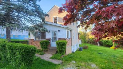 213 Tintsman Ave, House other with 2 bedrooms, 1 bathrooms and 1 parking in N Versailles PA | Image 1