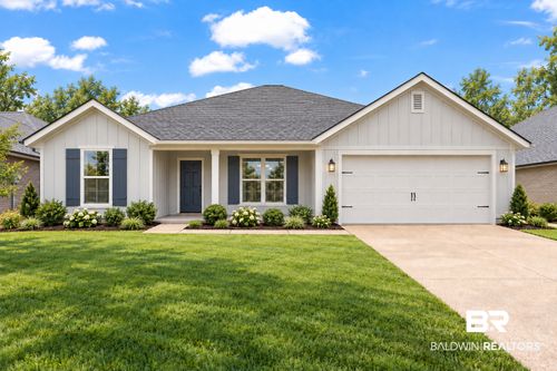 19800 Conecuh Dr, Robertsdale, AL, 36567 | Card Image