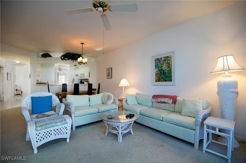 3-102-7104 Barrington Cir, NAPLES, FL, 34108-7593 | Card Image