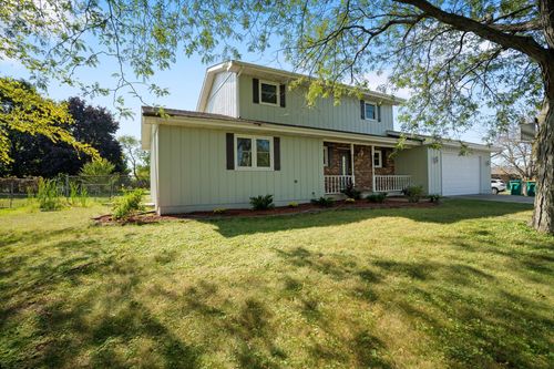 4127 W 76th Ln, Merrillville, IN, 46410-4516 | Card Image